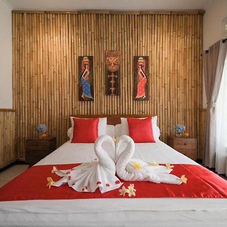 Tiga Naga Villa Denpasar Exterior foto