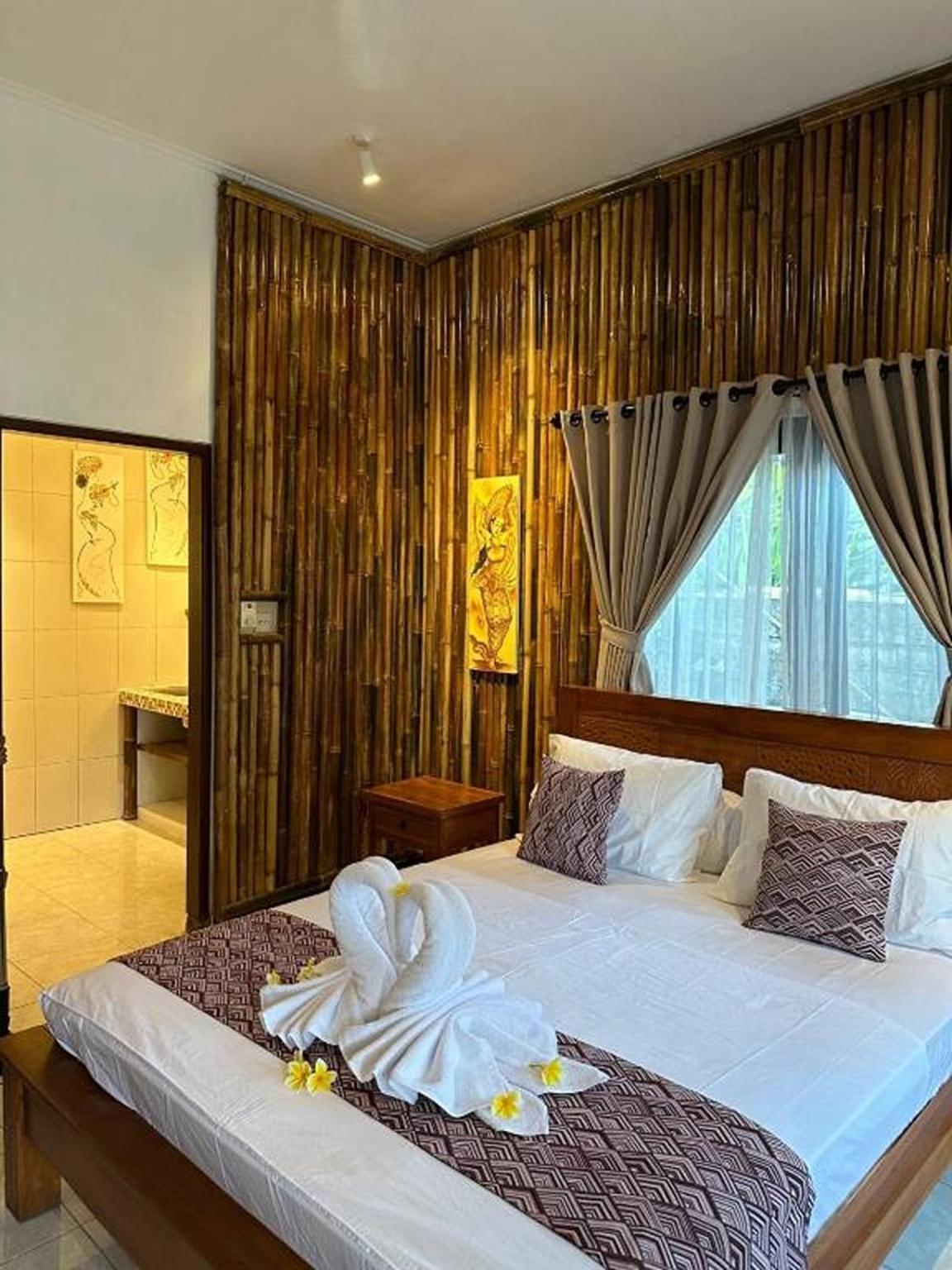 Tiga Naga Villa Denpasar Exterior foto