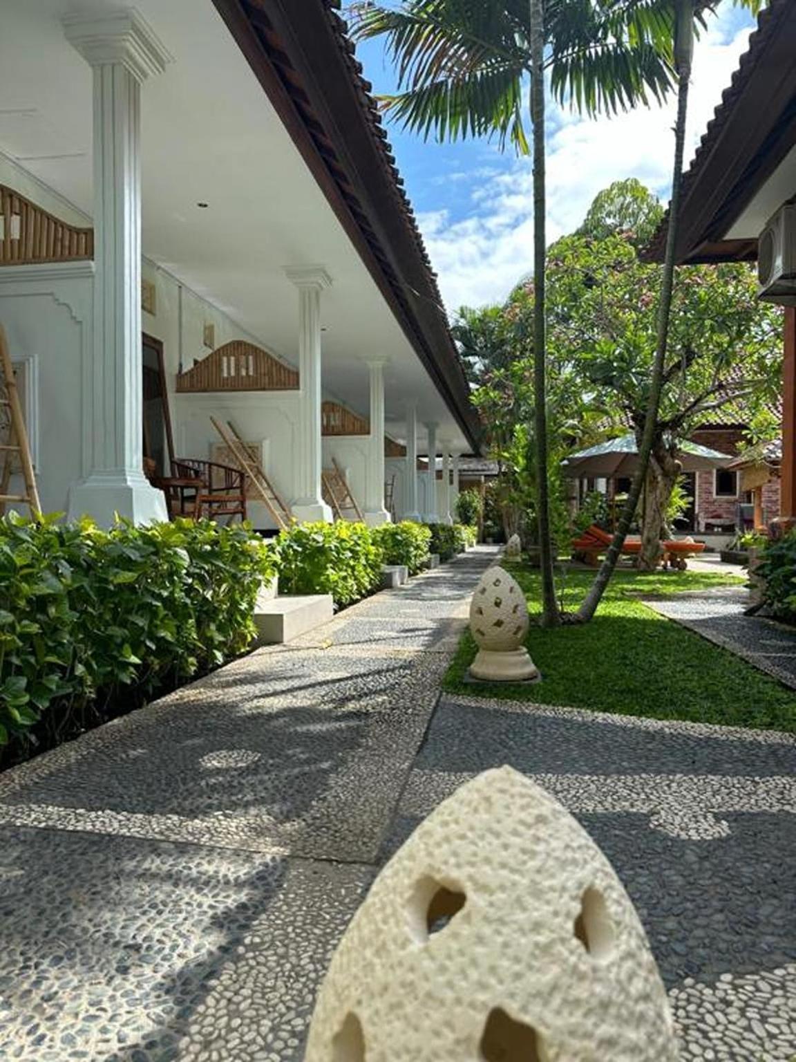Tiga Naga Villa Denpasar Exterior foto